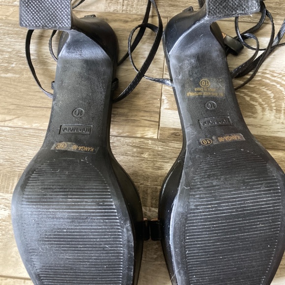 Heels - Picture 4 of 6